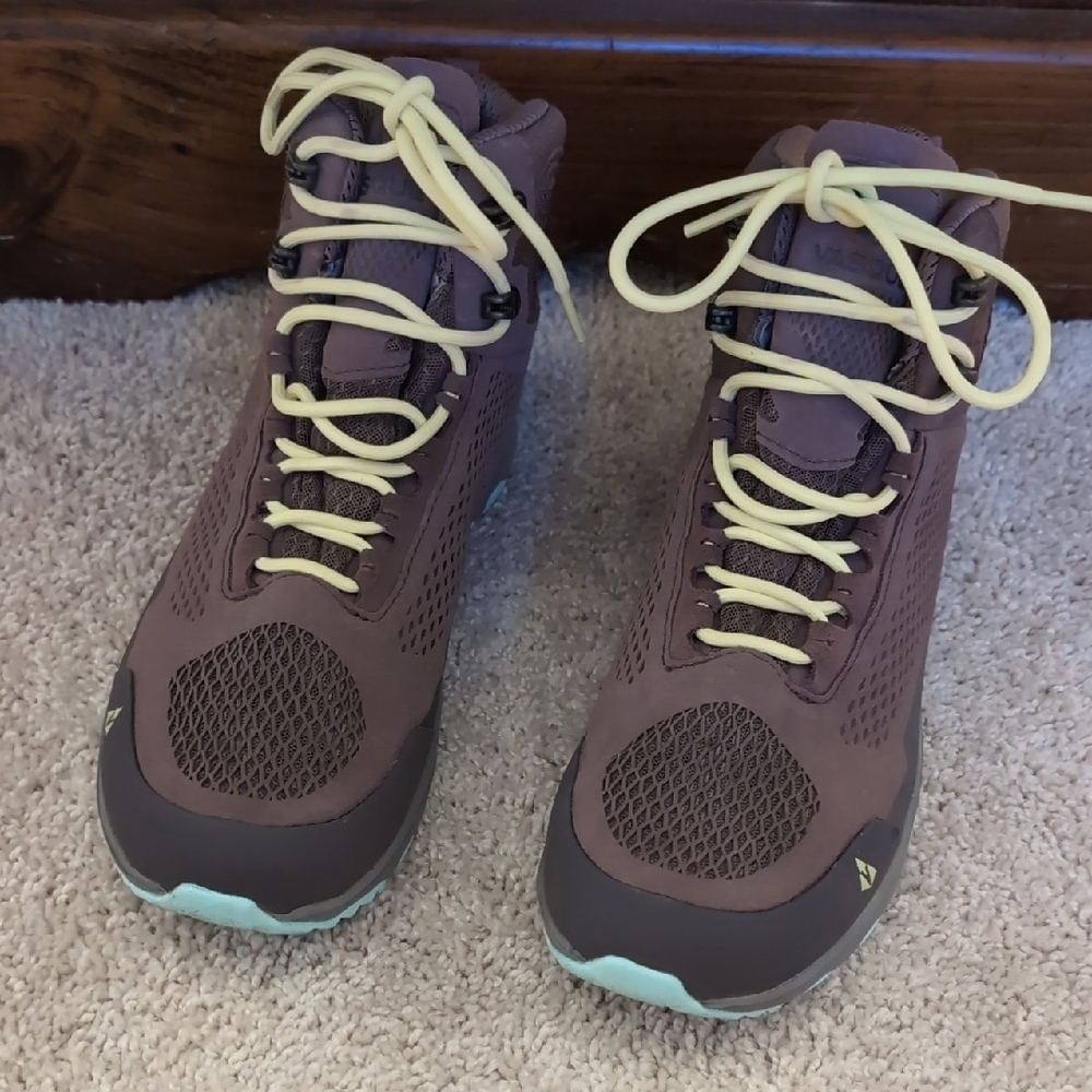 Vasque Women's Hiking Shoes in Brown and Cream